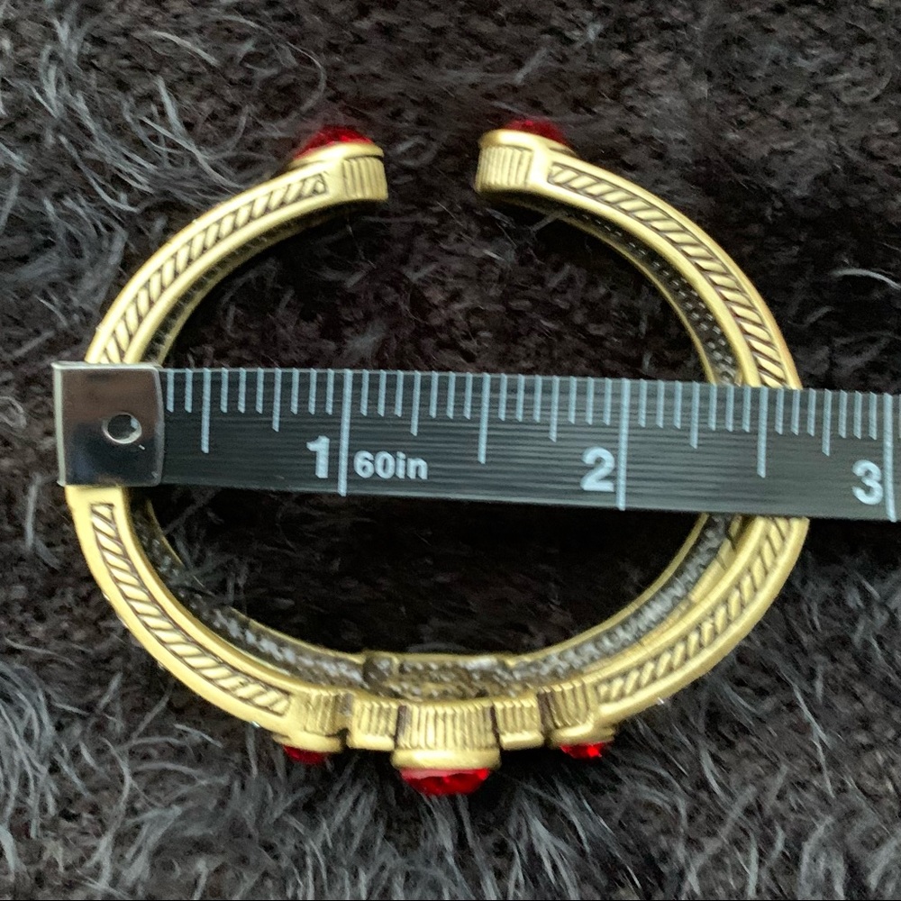 Heidi Daus Sparkly Red Crystal Brass Clamp Vintage Bracelet - Picture 8 of 14